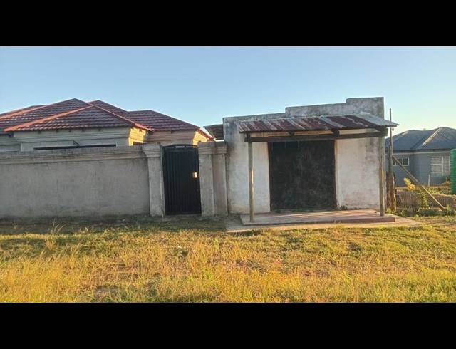 2 BEDROOM HOUSE FOR SALE IN TSWINGA